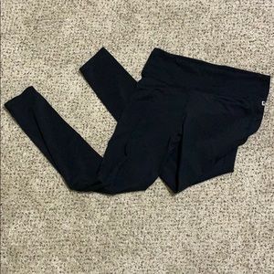 Plain black fabletics leggings